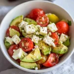 Avocado-Salat mit Feta & Tomaten
